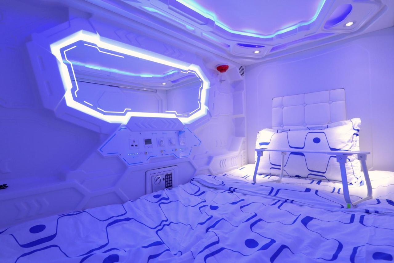 Jc Space Capsule Hotel Kuah Kültér fotó