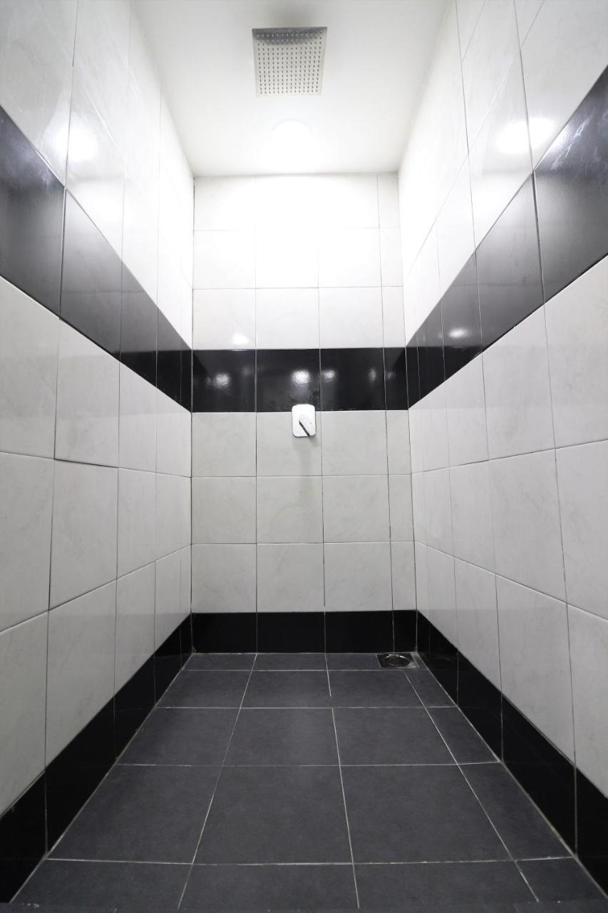 Jc Space Capsule Hotel Kuah Kültér fotó